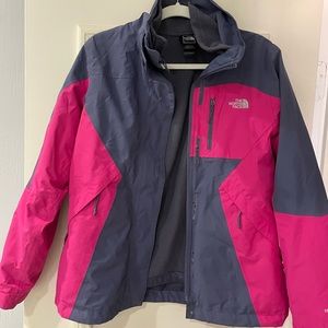 North Face Women’s Ski Jacket (M)